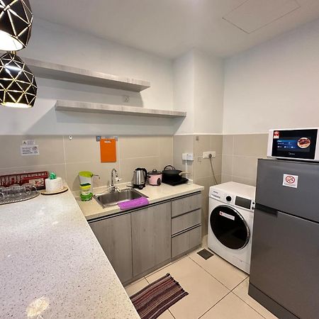 Sa Sutera Avenue Homestay Kota Kinabalu Area Kk City Opposite Imago 외부 사진