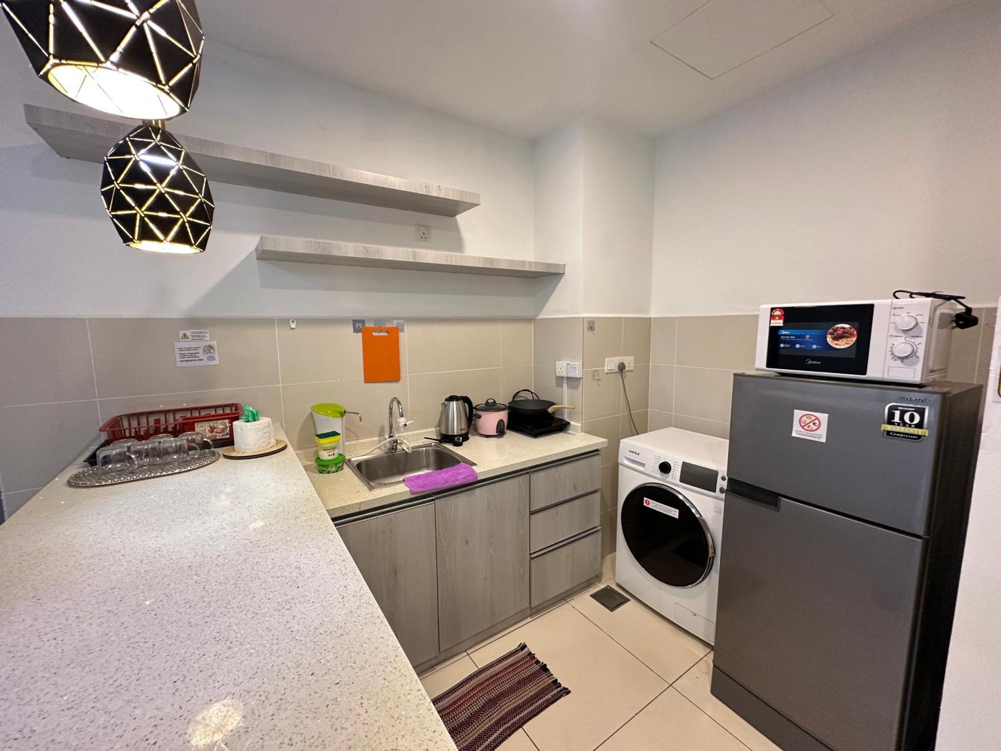 Sa Sutera Avenue Homestay Kota Kinabalu Area Kk City Opposite Imago 외부 사진